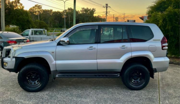 2004 TOYOTA LANDCRUISER 4D WAGON PRADO GXL 4x4 GRJ120R 4.jpg